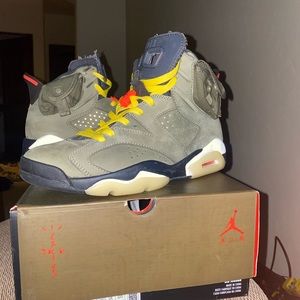 Travis Scott 6s